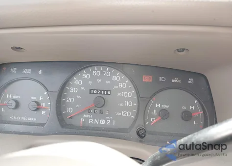 2004 Mercury Grand Marquis Ls z USA, uszkodzony, nr VIN 2MEFM75W24X675701